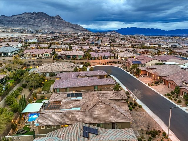 97 Menorca Island Court, Las Vegas, NV 89138