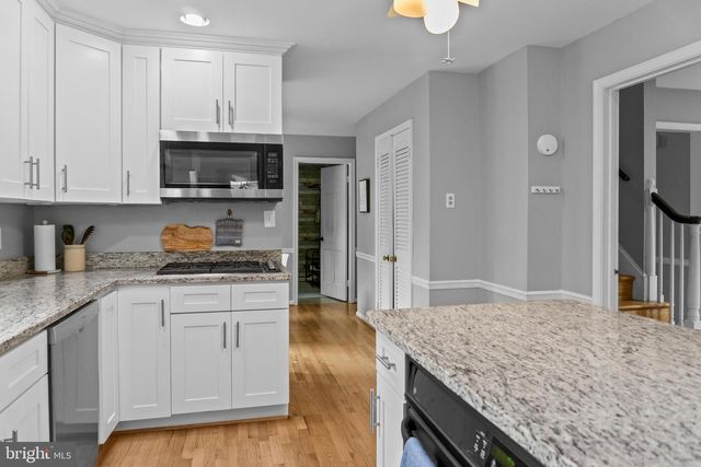 12905 DARNESTOWN RD, Gaithersburg, MD 20878