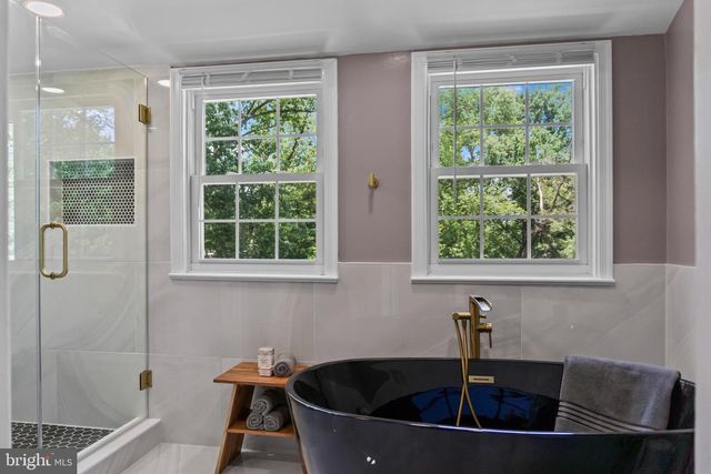12905 DARNESTOWN RD, Gaithersburg, MD 20878