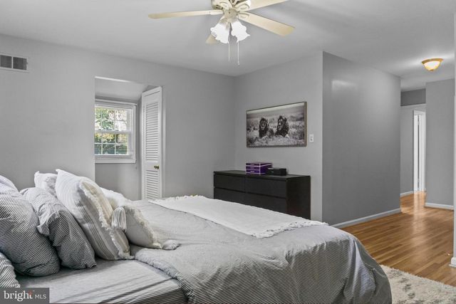 12905 DARNESTOWN RD, Gaithersburg, MD 20878