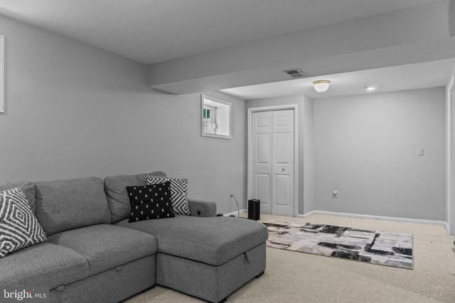 12905 DARNESTOWN RD, Gaithersburg, MD 20878