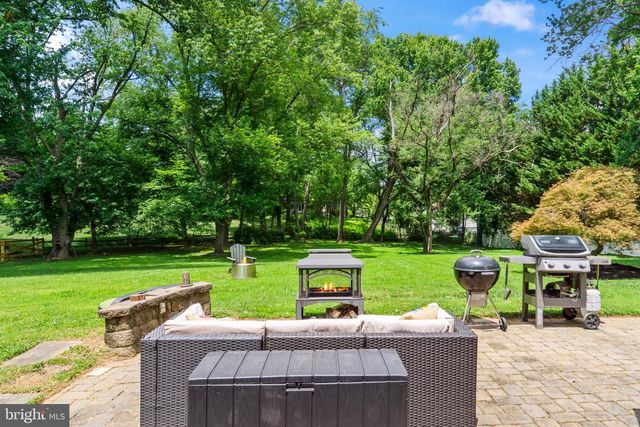12905 DARNESTOWN RD, Gaithersburg, MD 20878