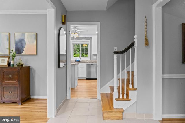 12905 DARNESTOWN RD, Gaithersburg, MD 20878