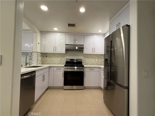 1598 Long Beach 212, Long Beach, CA 90813