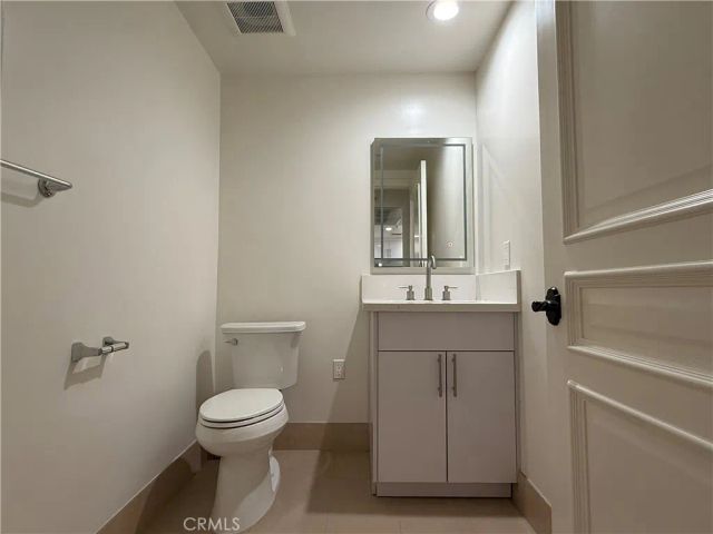 1598 Long Beach 212, Long Beach, CA 90813
