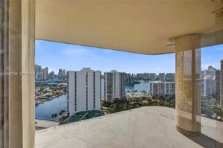 19355 Turnberry Way 26E, Aventura, FL 33180