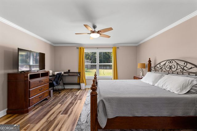 160 Marilyn Drive E, Fayetteville, GA 30214