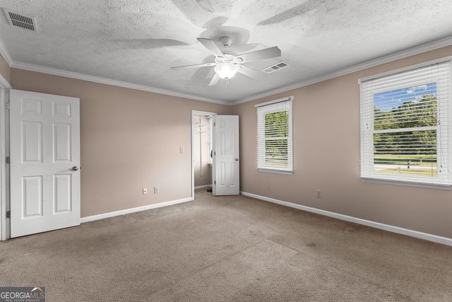 160 Marilyn Drive E, Fayetteville, GA 30214