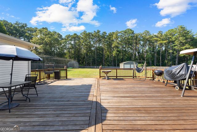 160 Marilyn Drive E, Fayetteville, GA 30214