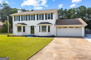 160 Marilyn Drive E, Fayetteville, GA 30214