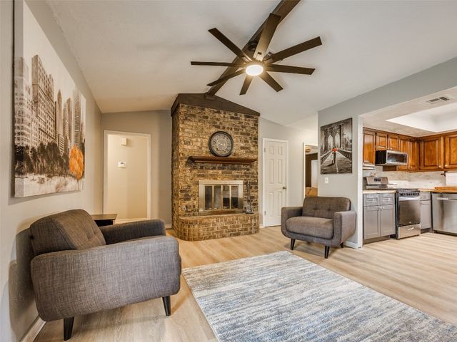 108 S Bouziden Drive, Moore, OK 73160