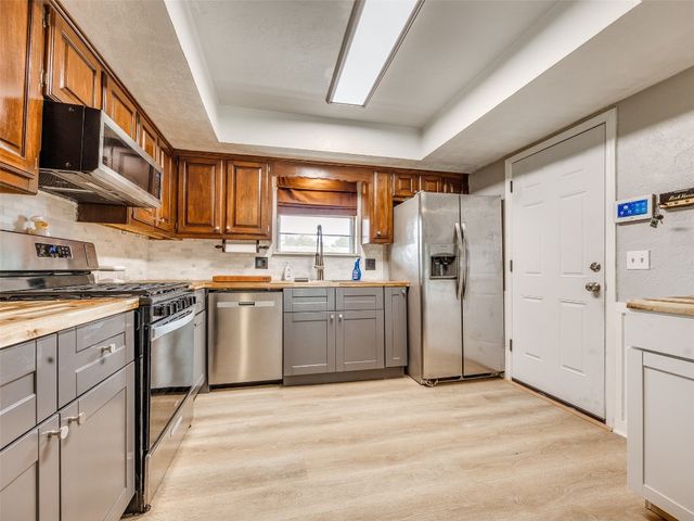 108 S Bouziden Drive, Moore, OK 73160
