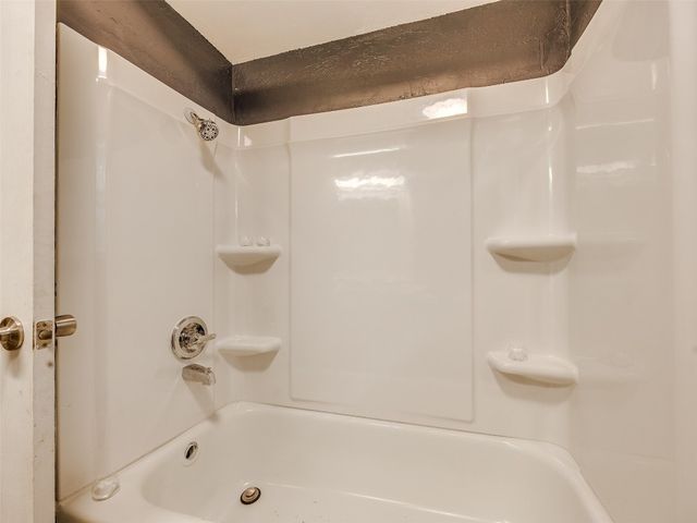 108 S Bouziden Drive, Moore, OK 73160