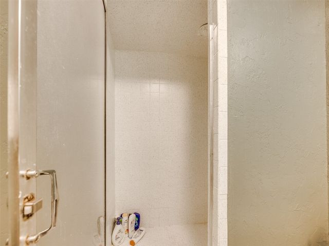 108 S Bouziden Drive, Moore, OK 73160