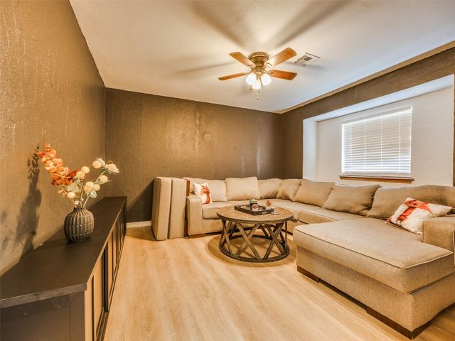 108 S Bouziden Drive, Moore, OK 73160