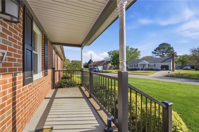 4137 Valencia RD, Chesapeake, VA 23321