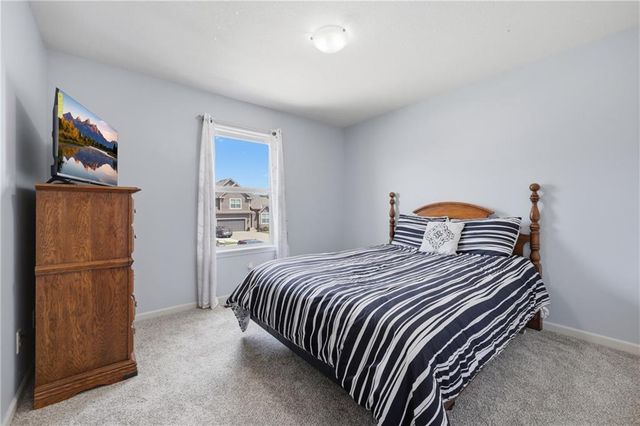805 Bellflower Lane, Greenwood, MO 64034