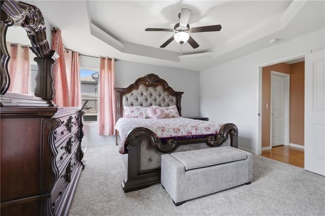 805 Bellflower Lane, Greenwood, MO 64034
