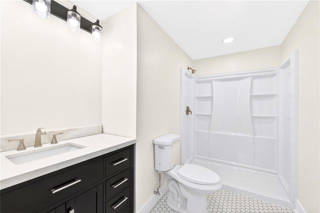 3175 HARTS RUN ROAD, Hampton, PA 15116