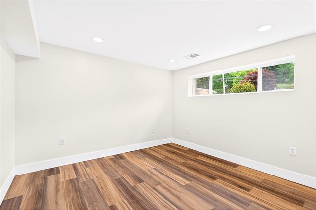 3175 HARTS RUN ROAD, Hampton, PA 15116