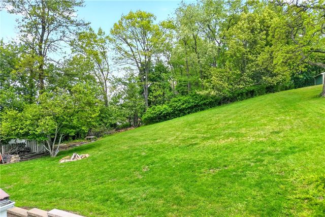 3175 HARTS RUN ROAD, Hampton, PA 15116