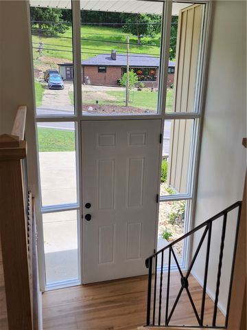 3175 HARTS RUN ROAD, Hampton, PA 15116