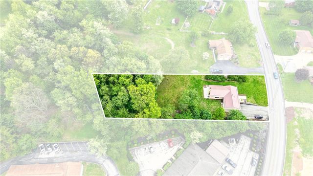 3175 HARTS RUN ROAD, Hampton, PA 15116