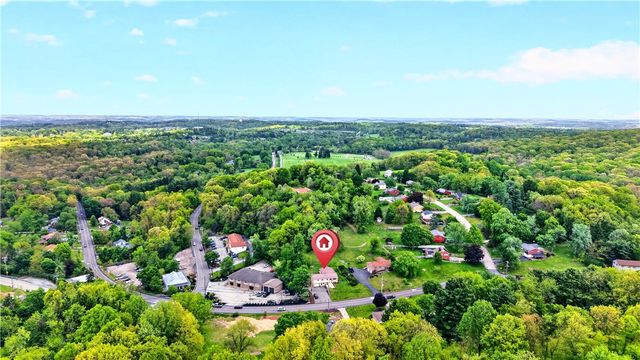 3175 HARTS RUN ROAD, Hampton, PA 15116