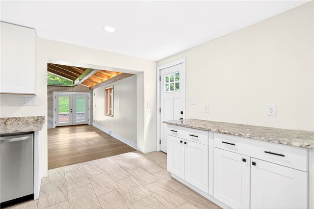 3175 HARTS RUN ROAD, Hampton, PA 15116