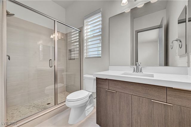 68 Grey Feather Drive, Las Vegas, NV 89135