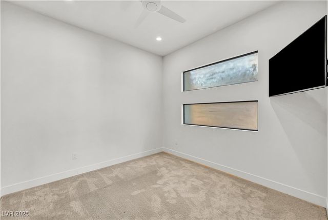 68 Grey Feather Drive, Las Vegas, NV 89135