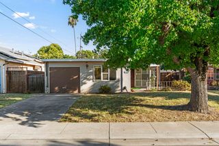 1960 La Jolla Dr, Stockton, CA 95204