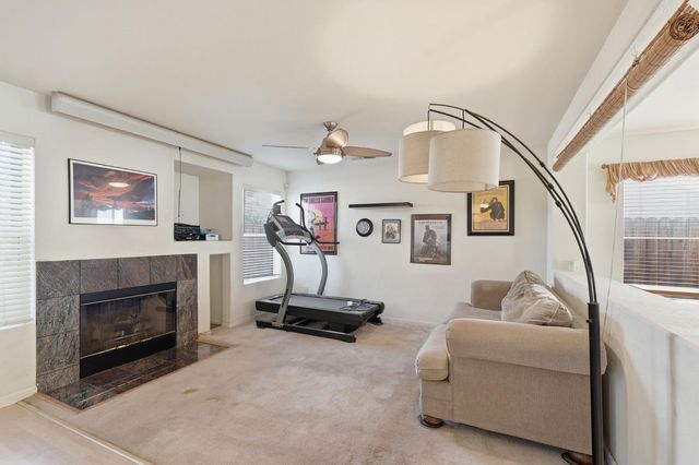 396 Glenbriar Cir, Tracy, CA 95377