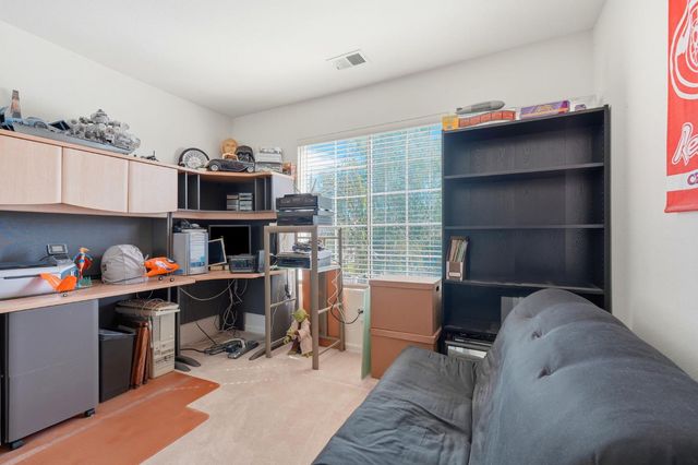 396 Glenbriar Cir, Tracy, CA 95377