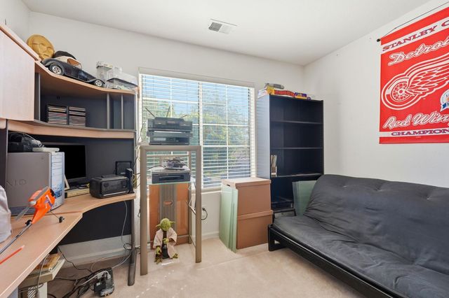 396 Glenbriar Cir, Tracy, CA 95377