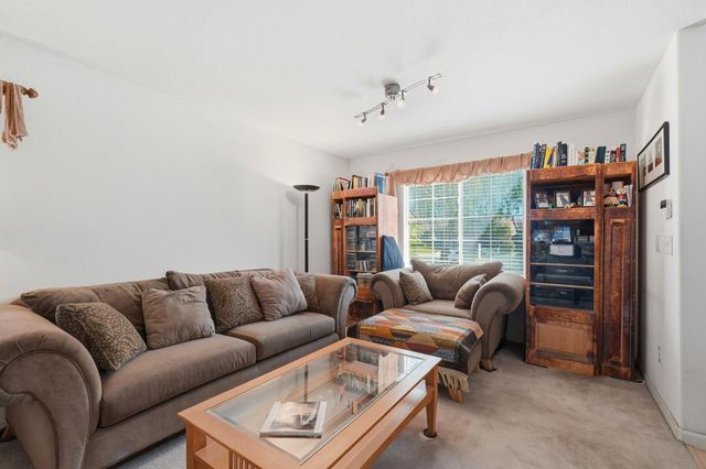 396 Glenbriar Cir, Tracy, CA 95377