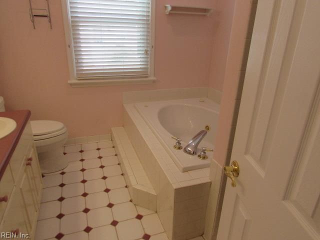 3105 Deans CT, Chesapeake, VA 23321