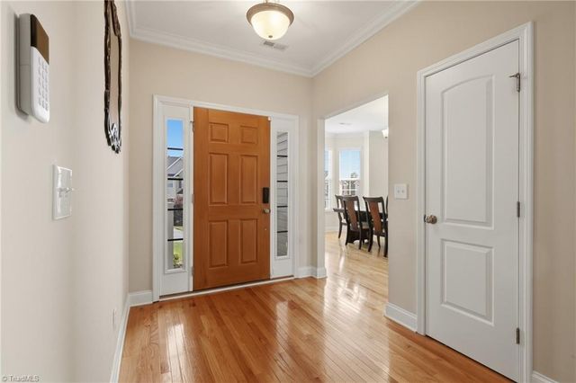 284 Ironwood Drive, Thomasville, NC 27360