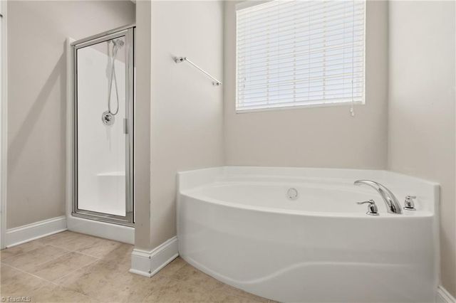 284 Ironwood Drive, Thomasville, NC 27360