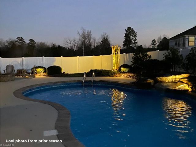 284 Ironwood Drive, Thomasville, NC 27360