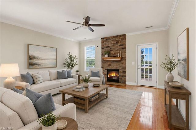 284 Ironwood Drive, Thomasville, NC 27360