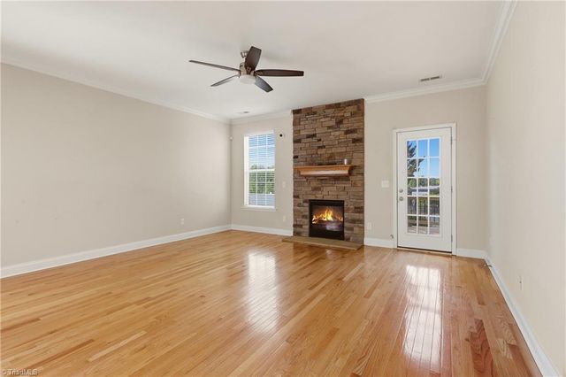 284 Ironwood Drive, Thomasville, NC 27360