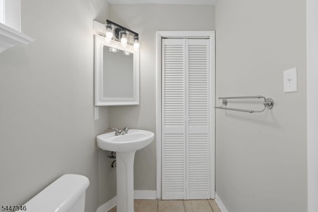 1 Strawberry Point Drive, Byram Twp., NJ 07821