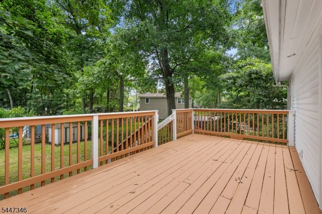 1 Strawberry Point Drive, Byram Twp., NJ 07821