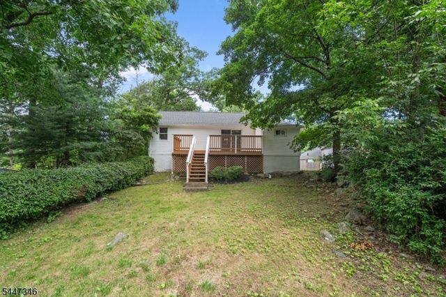 1 Strawberry Point Drive, Byram Twp., NJ 07821