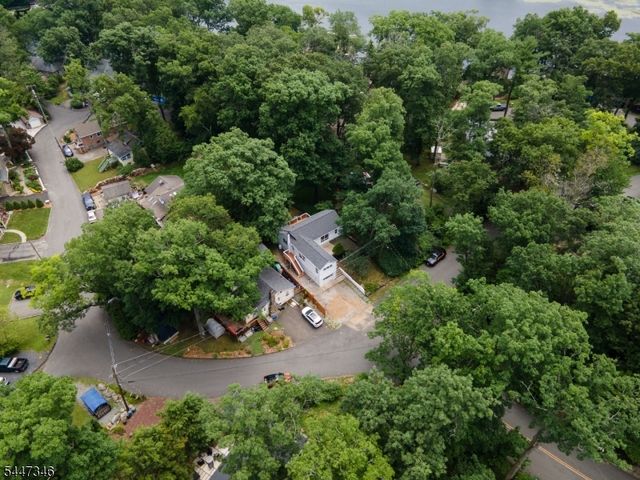 1 Strawberry Point Drive, Byram Twp., NJ 07821