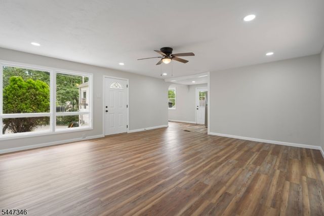1 Strawberry Point Drive, Byram Twp., NJ 07821