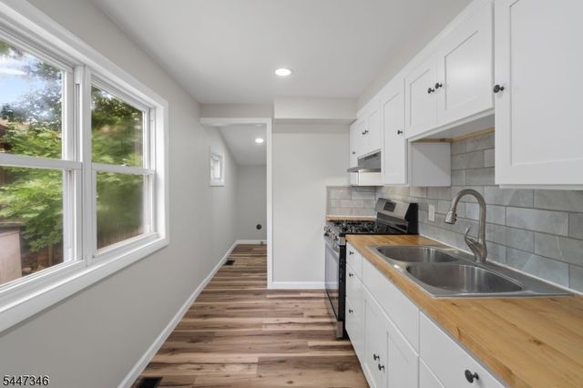 1 Strawberry Point Drive, Byram Twp., NJ 07821