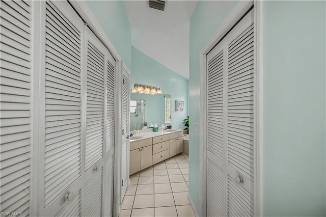 17751 Pineapple Palm CT, North Fort Myers, FL 33917