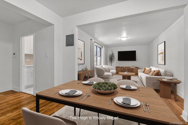 67-12 Yellowstone Boulevard E5, Forest Hills, NY 11375